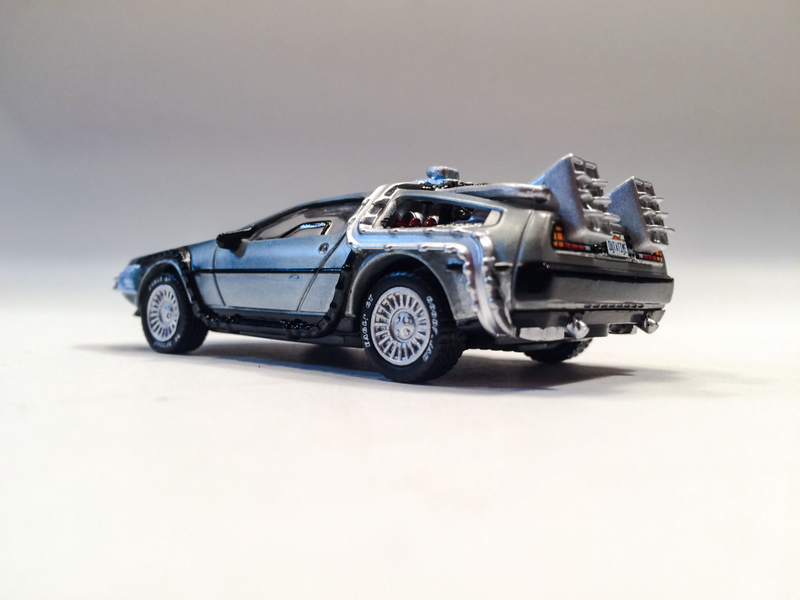 Illustration for article titled Hot Wheels Elite: Delorean BTTF Time Machine